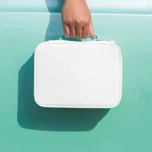 Laruce X Dermovia ESSENTIAL FACIAL BRUSH SET